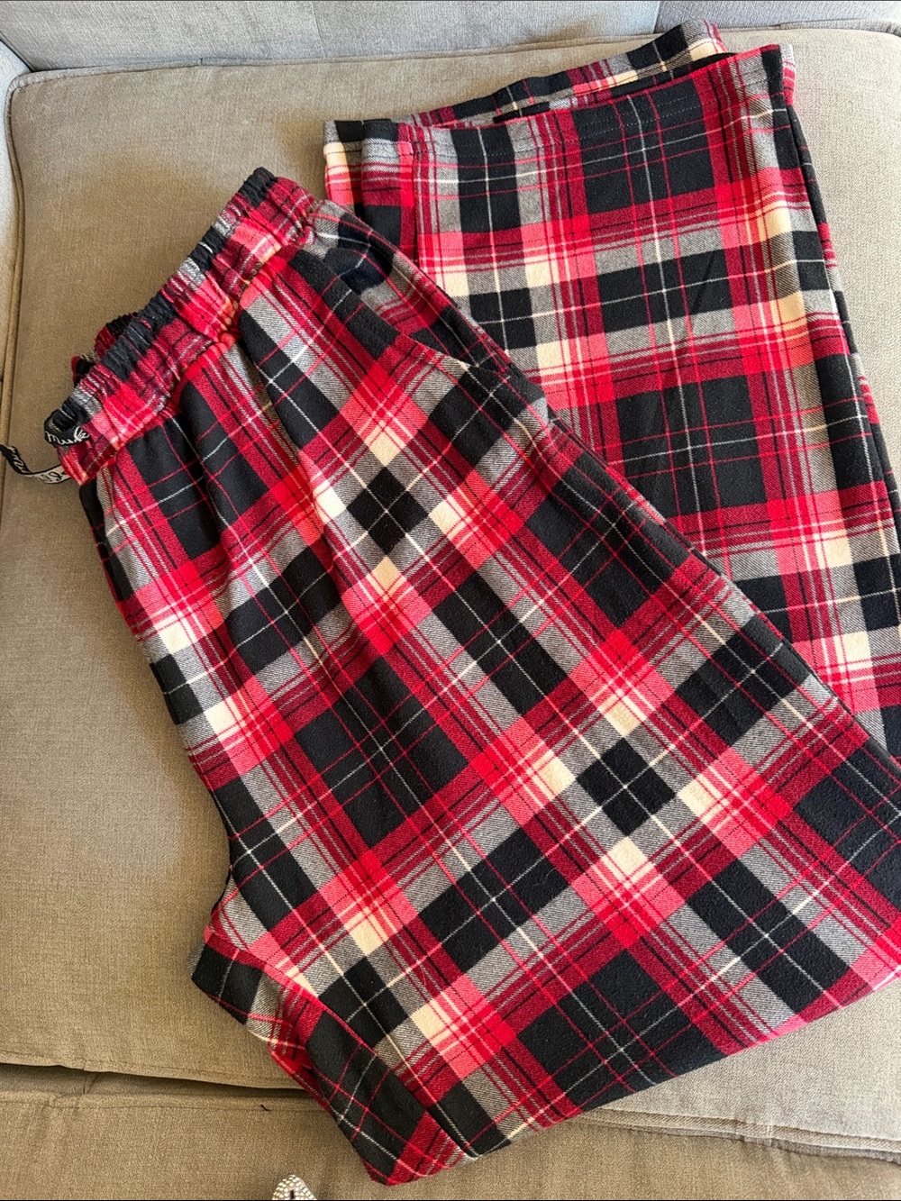 Muk-Luk Red & black Plaid Lounge Pants Sz L